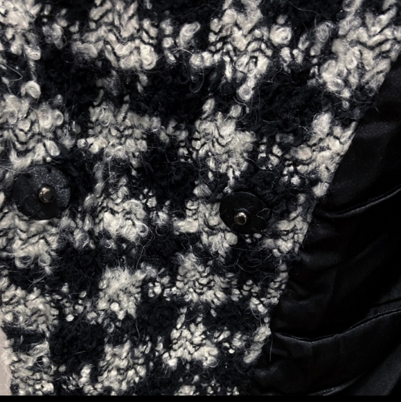 Houndstooth Over Coat - Picture 4 of 4